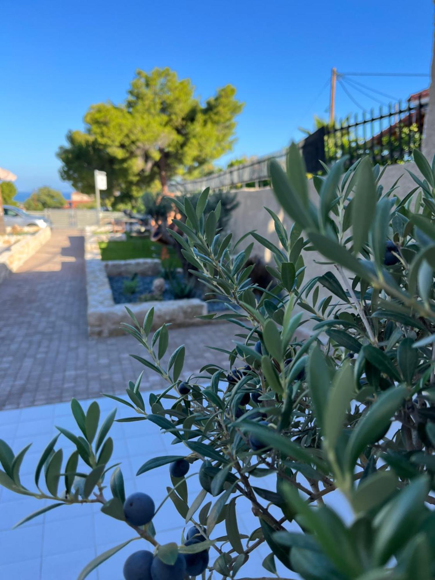 Octavia Rooms Corinth Екстер'єр фото